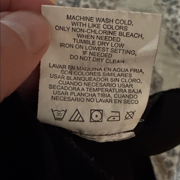 GB Black Dress with Gold Accents & side pockets - Picture 10 of 11